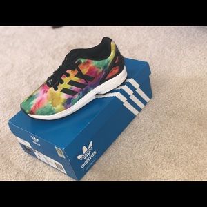 Shoes, colorful print